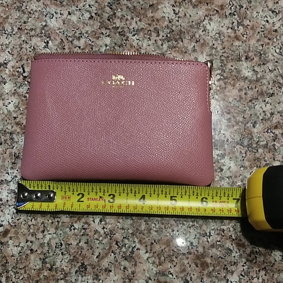 COACH Wristlet (ROSE) - Picture 2 of 4